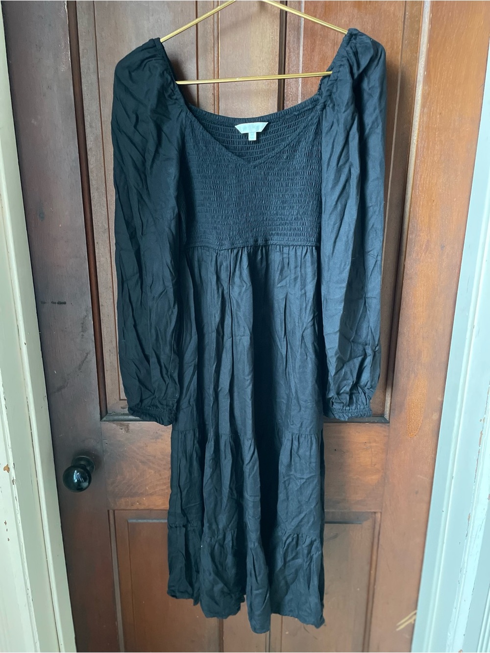 Beyond Words women's medium long sleeve black dress